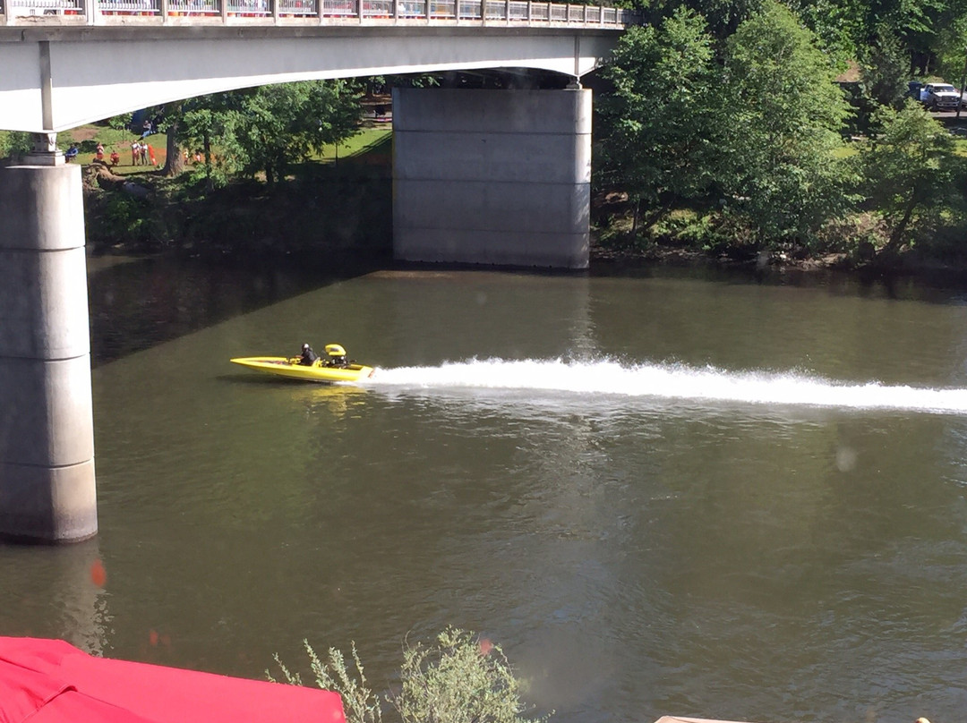 Boatnik-格兰茨帕斯必去景点