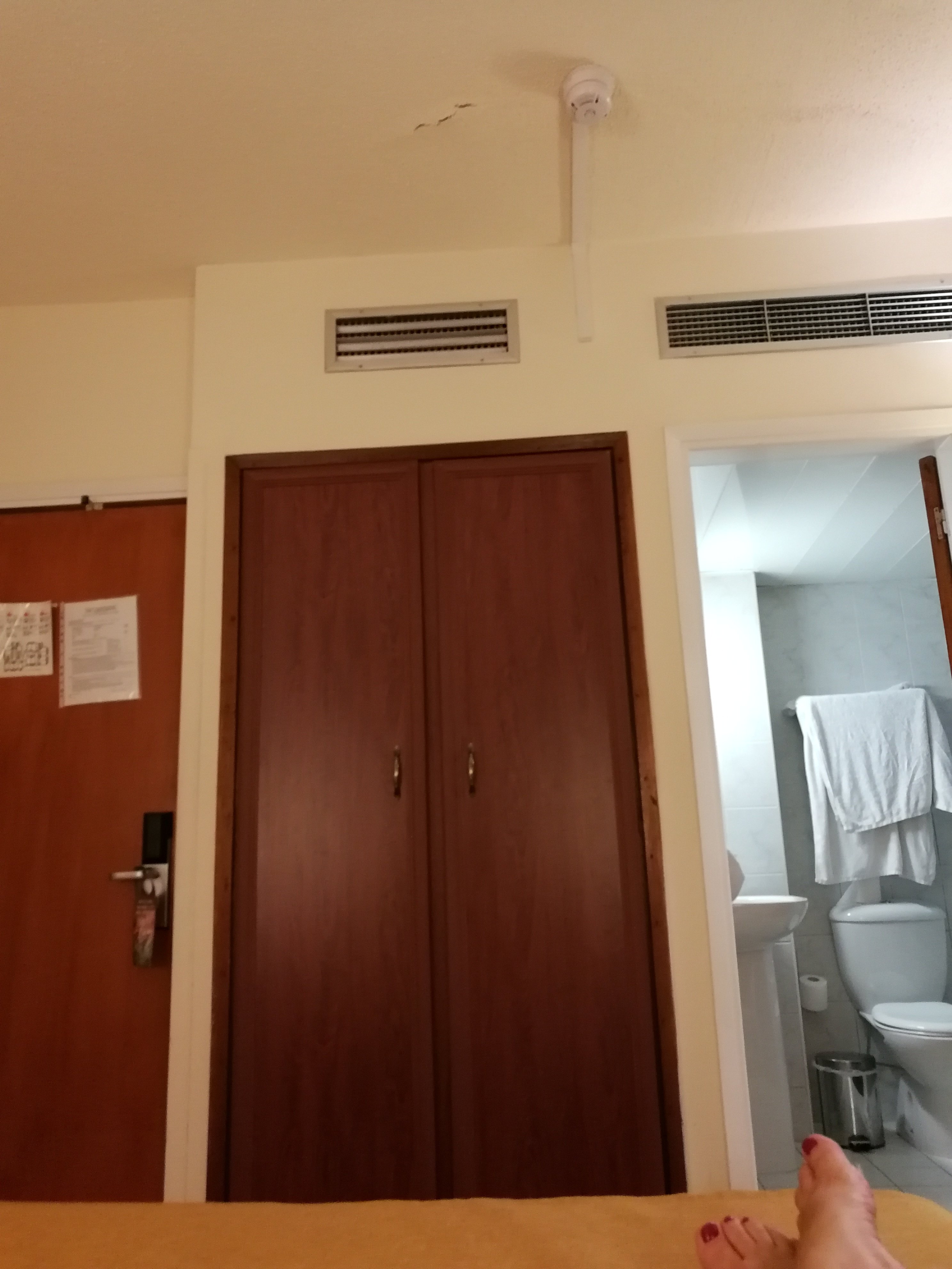 Kapetanios Limassol Hotel-浴室