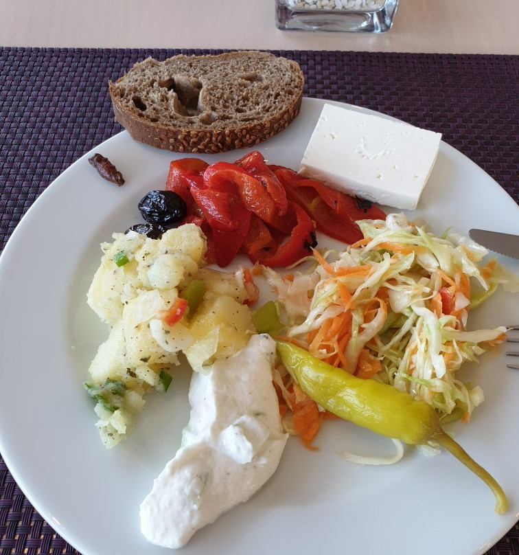 Ocean Beach Hotel主图