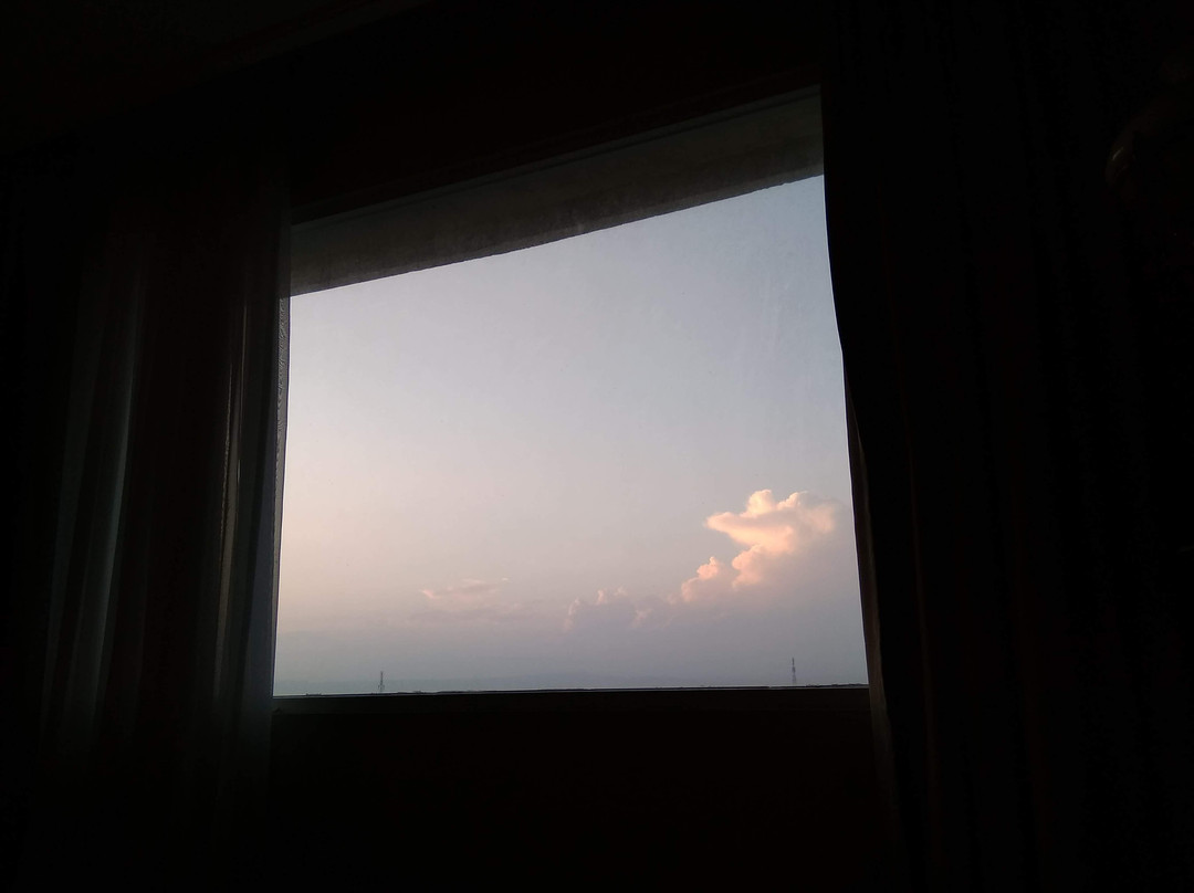 The Rich Hotel主图