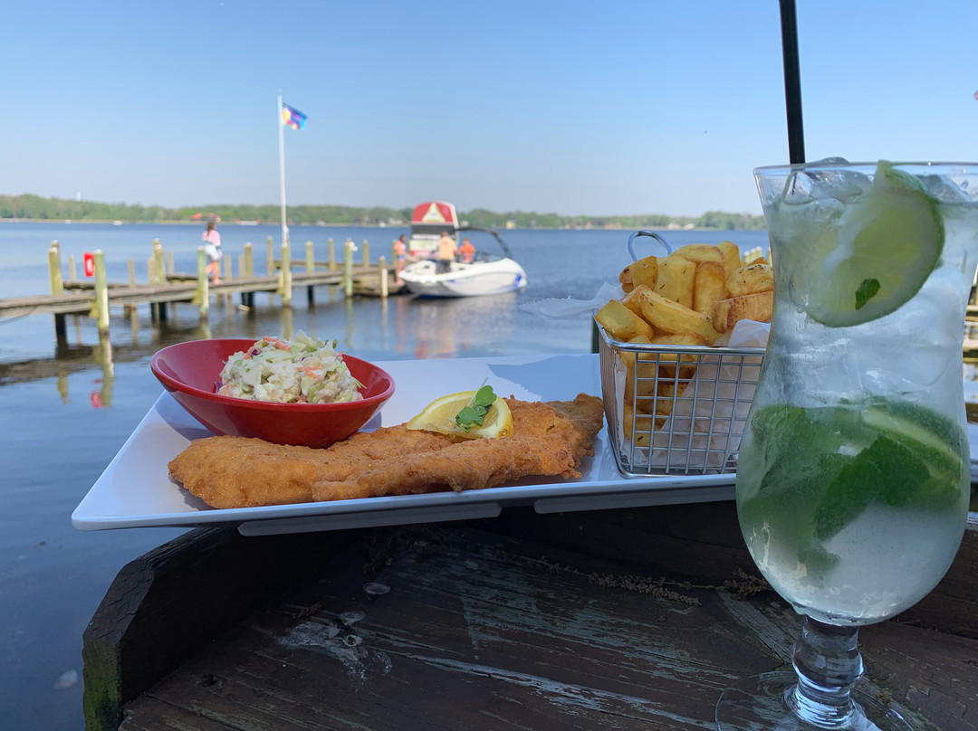 Tarpon Turtle Waterfront Grill