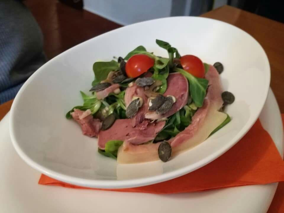 Wittau餐馆和美食-Restaurant Schloss Essling