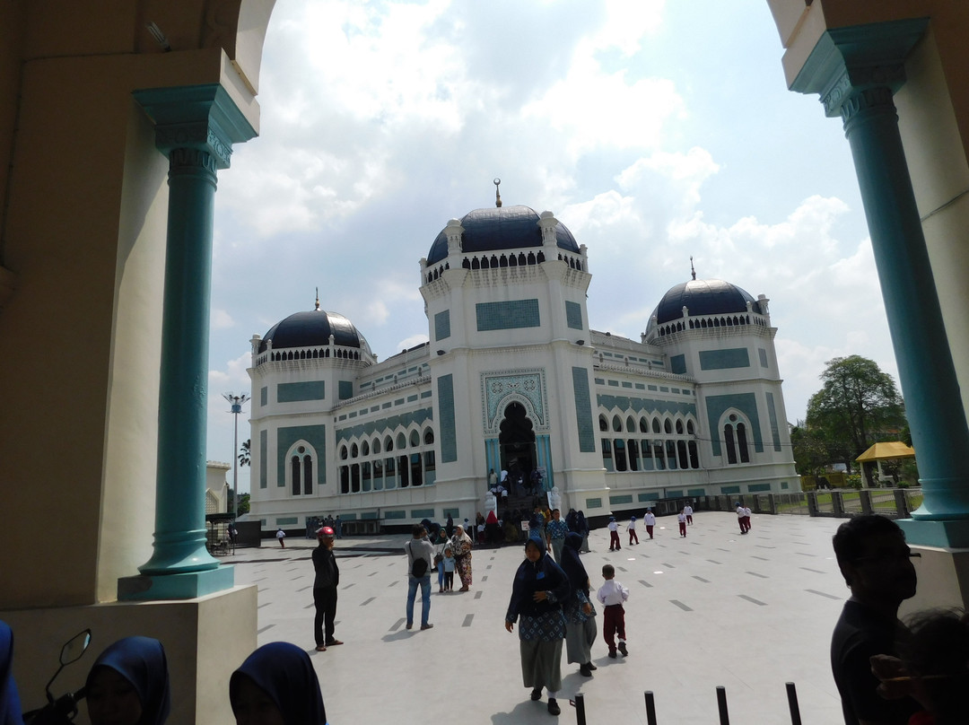 Medan Grand Mosque景点图片