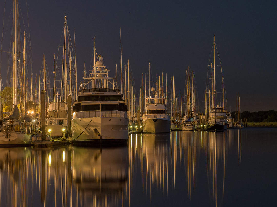 Brunswick Landing Marina-不伦瑞克必去景点