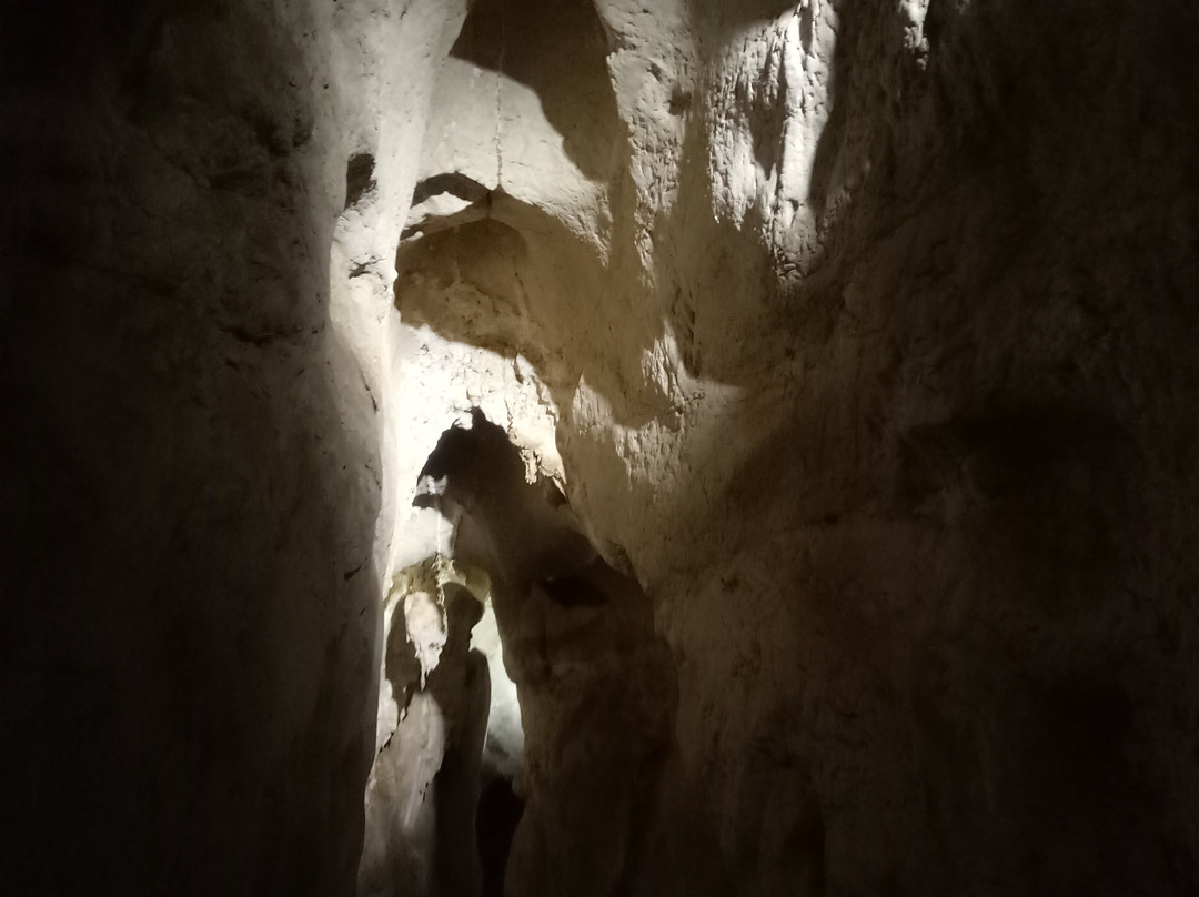 Capricorn Caves景点图片