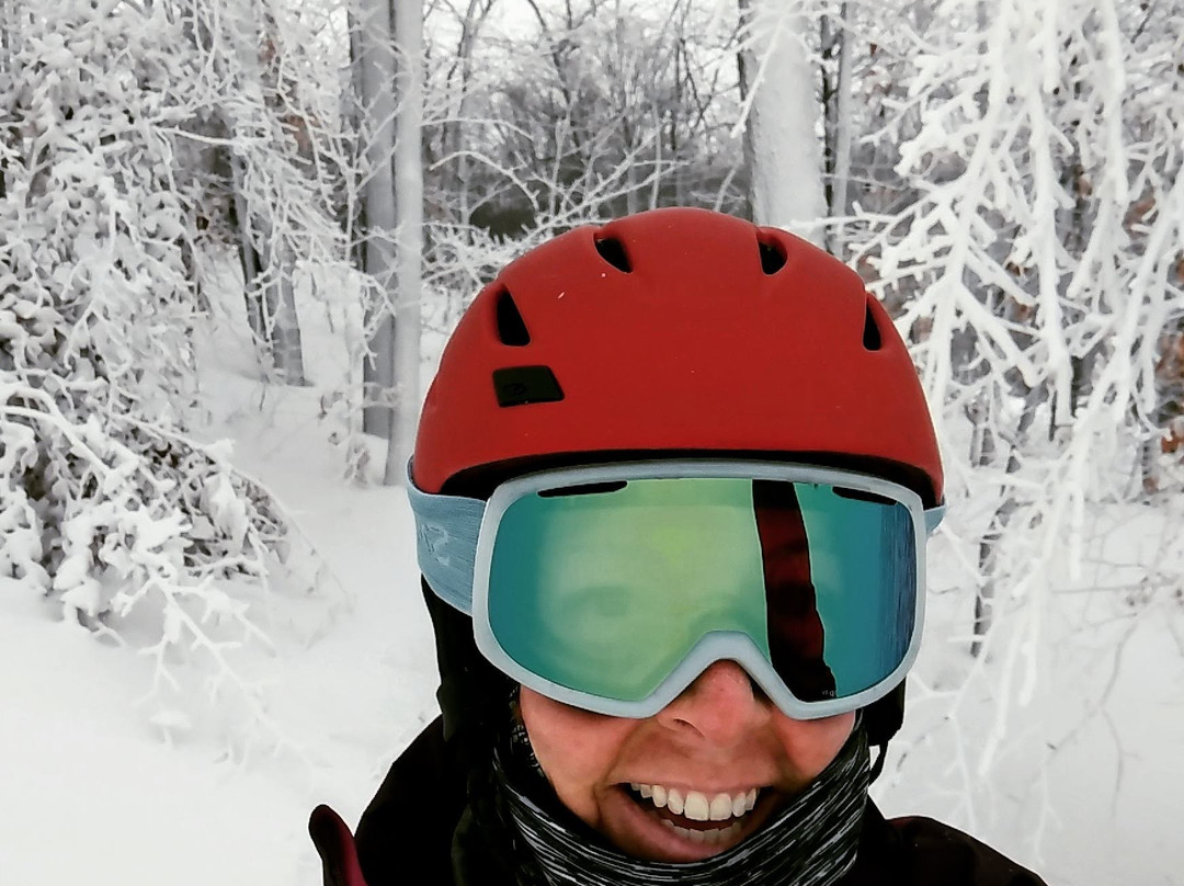 水晶山酒店主图