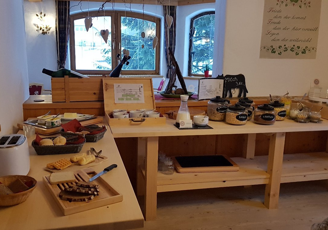 安德里酒店主图