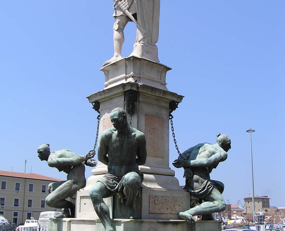 Monumento dei Quattro Mori景点图片