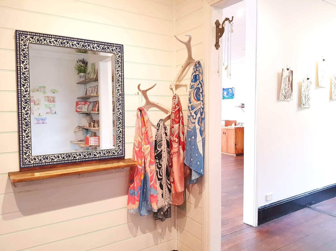 The Aurora Fae Studio Gallery-Geeveston必去景点