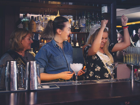 Angels Cocktail Bar-牛津必去景点