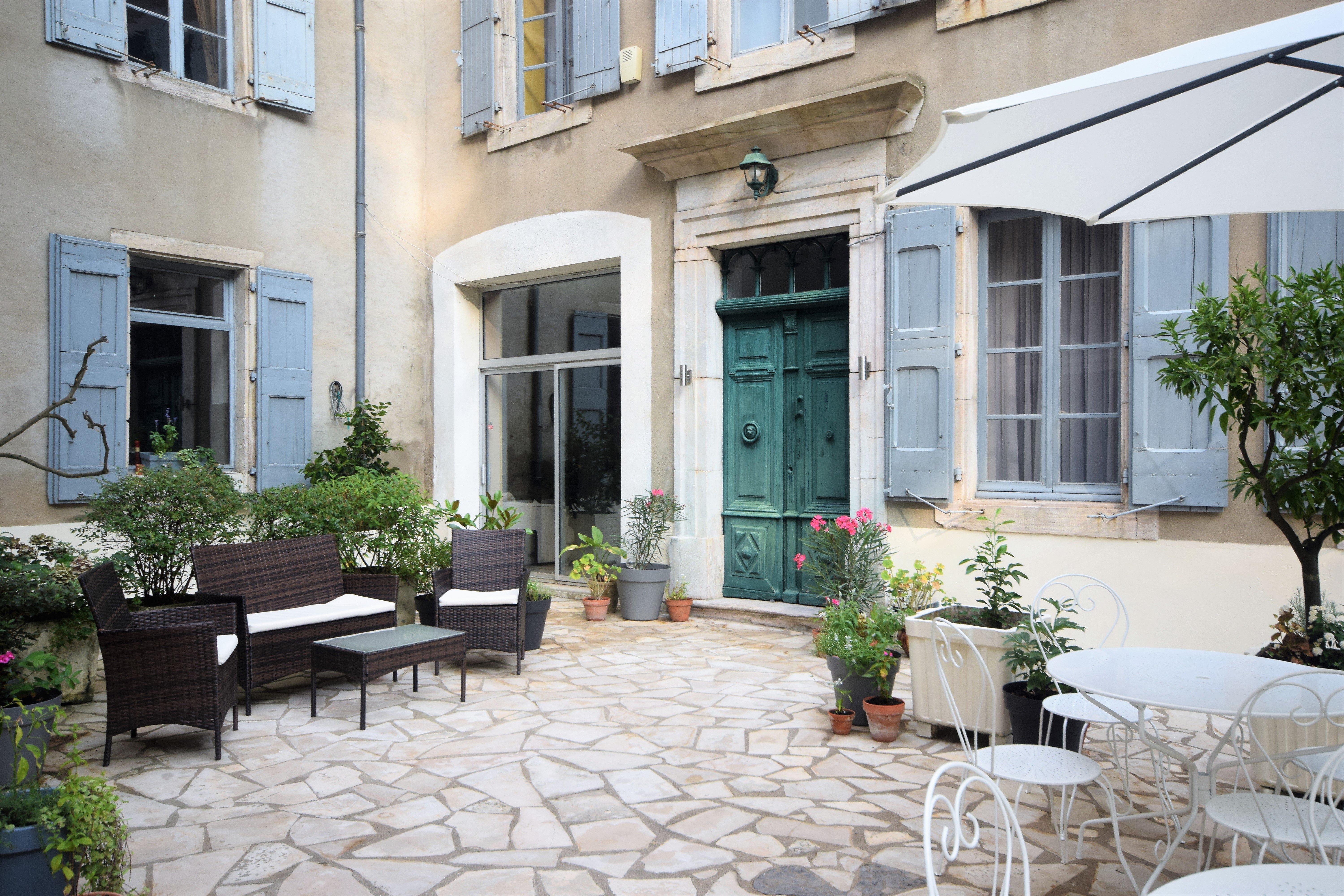 Maison de l'Aguze-官方