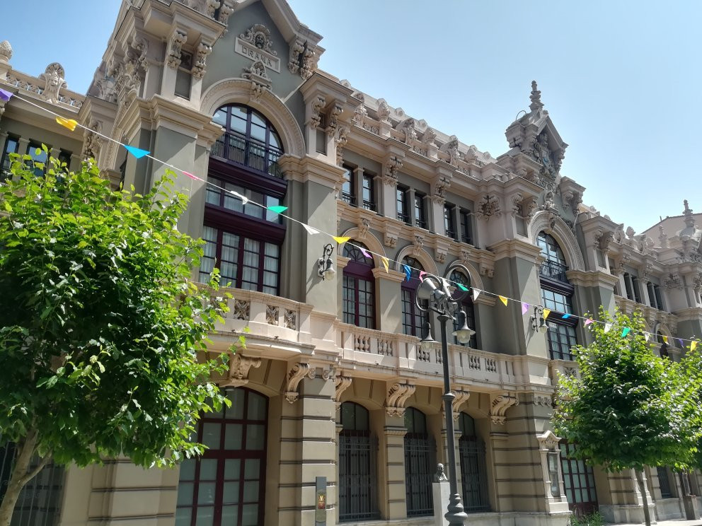 Teatro Armando Palacio Valdes景点图片