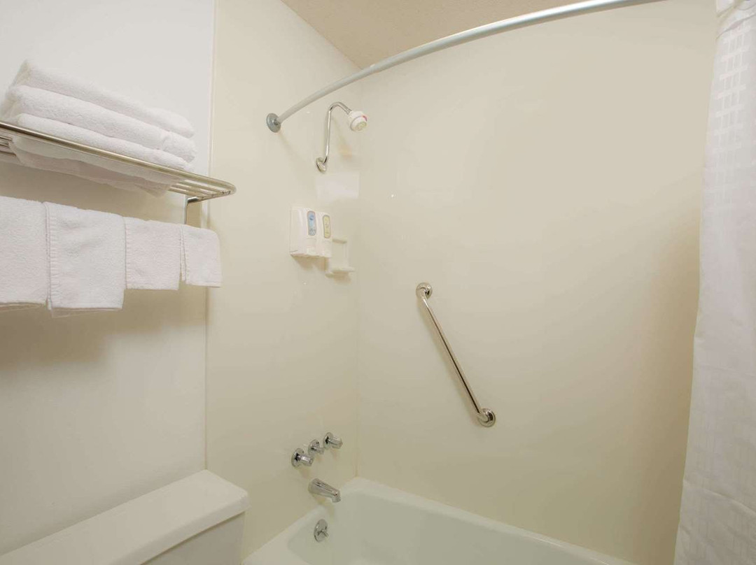 Super 8 by Wyndham Williams主图