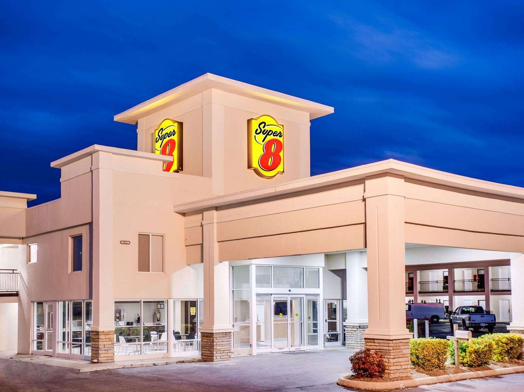 Super 8 by Wyndham Dalton主图