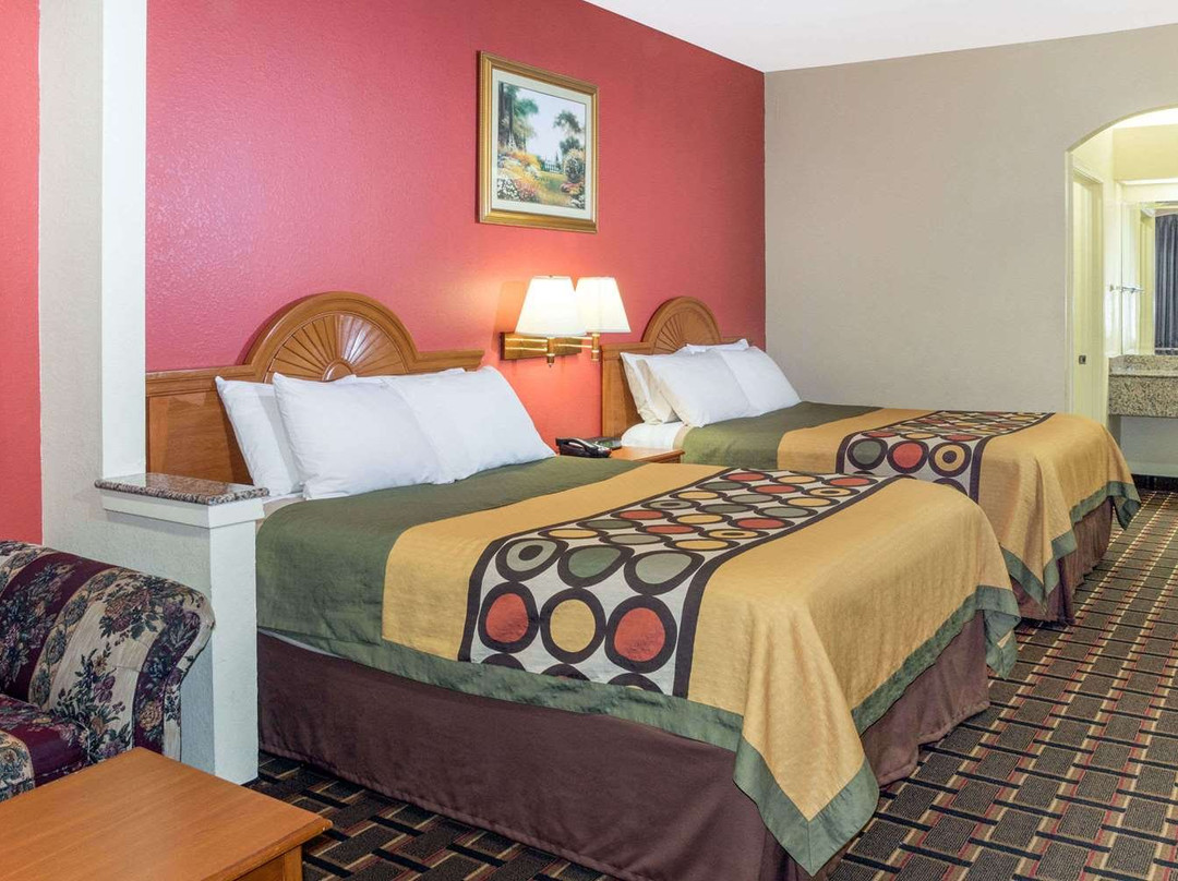 Super 8 by Wyndham Stafford Sugarland Area主图