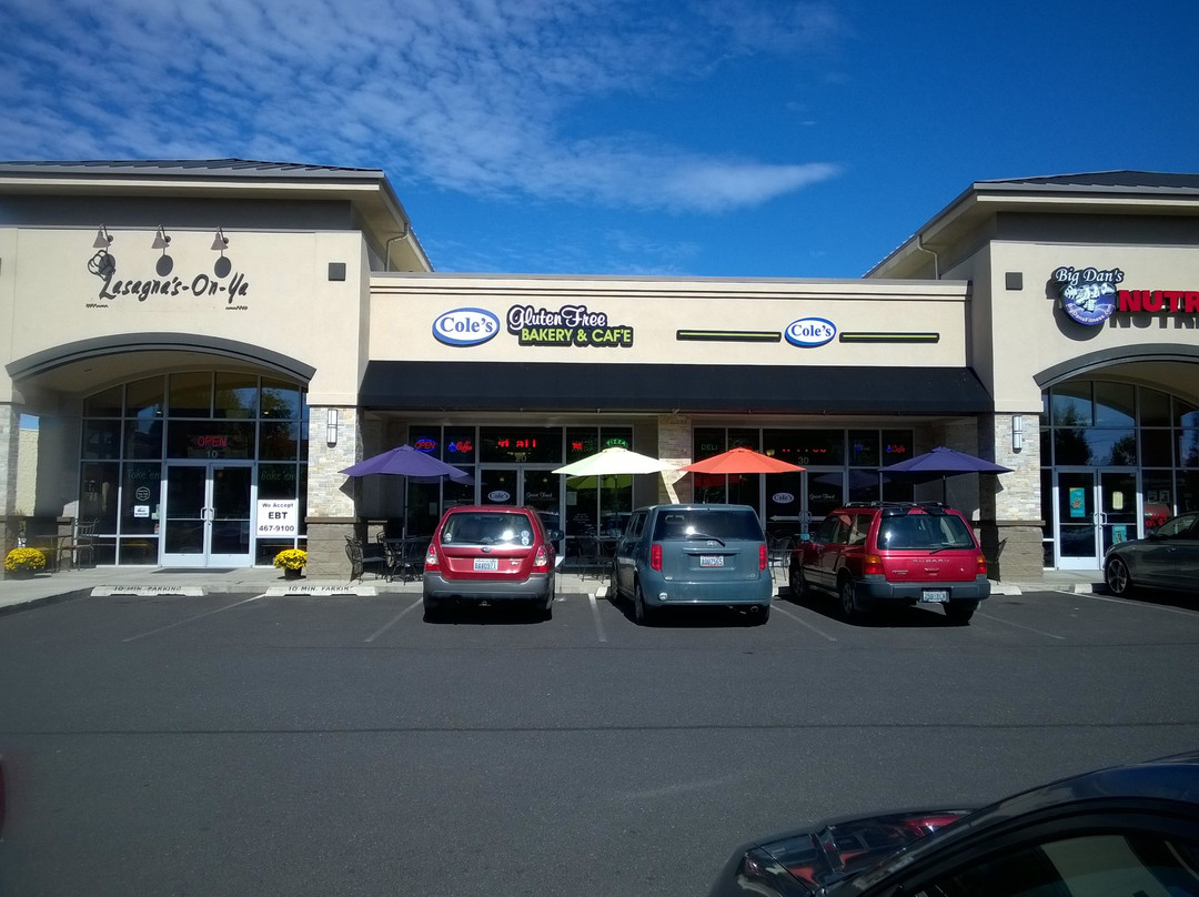 Cole's Bakery & Cafe