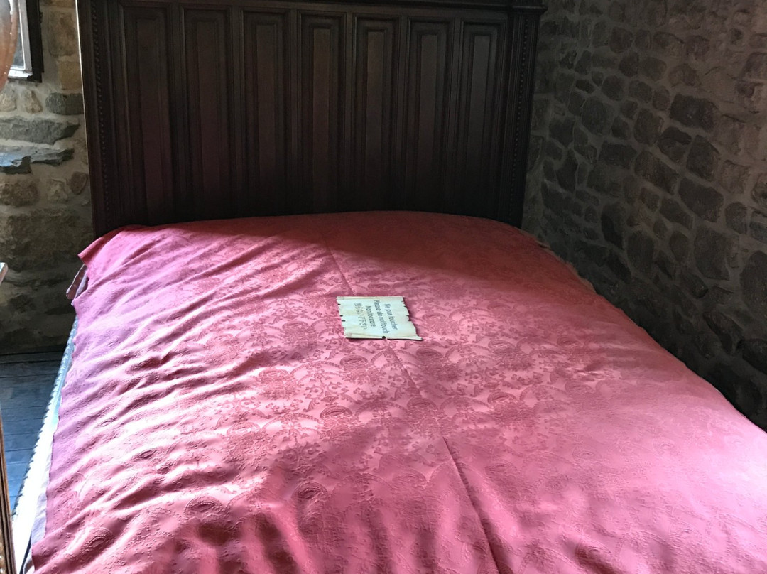 Maison de Bertrand du Guesclin-圣米歇尔山必去景点