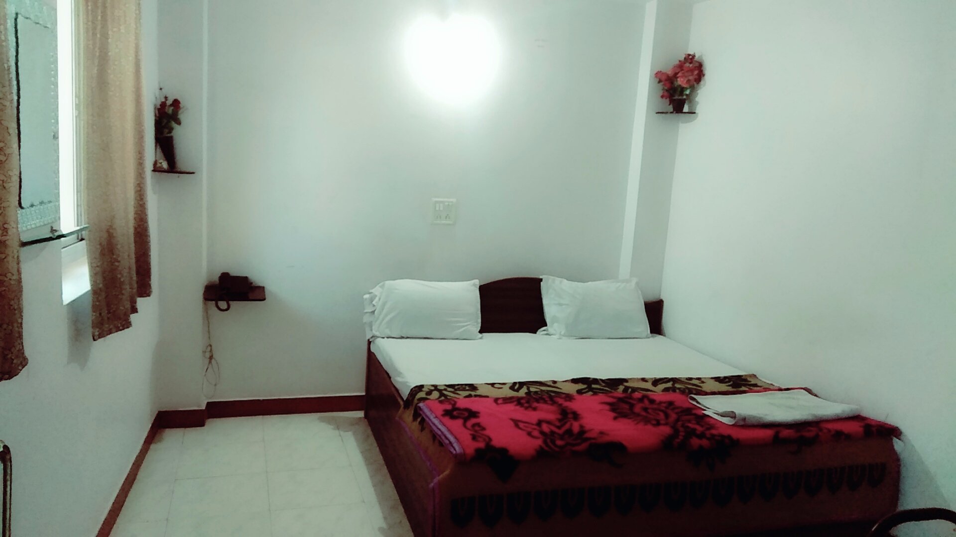 Hotel Shri Gurukripa-官方