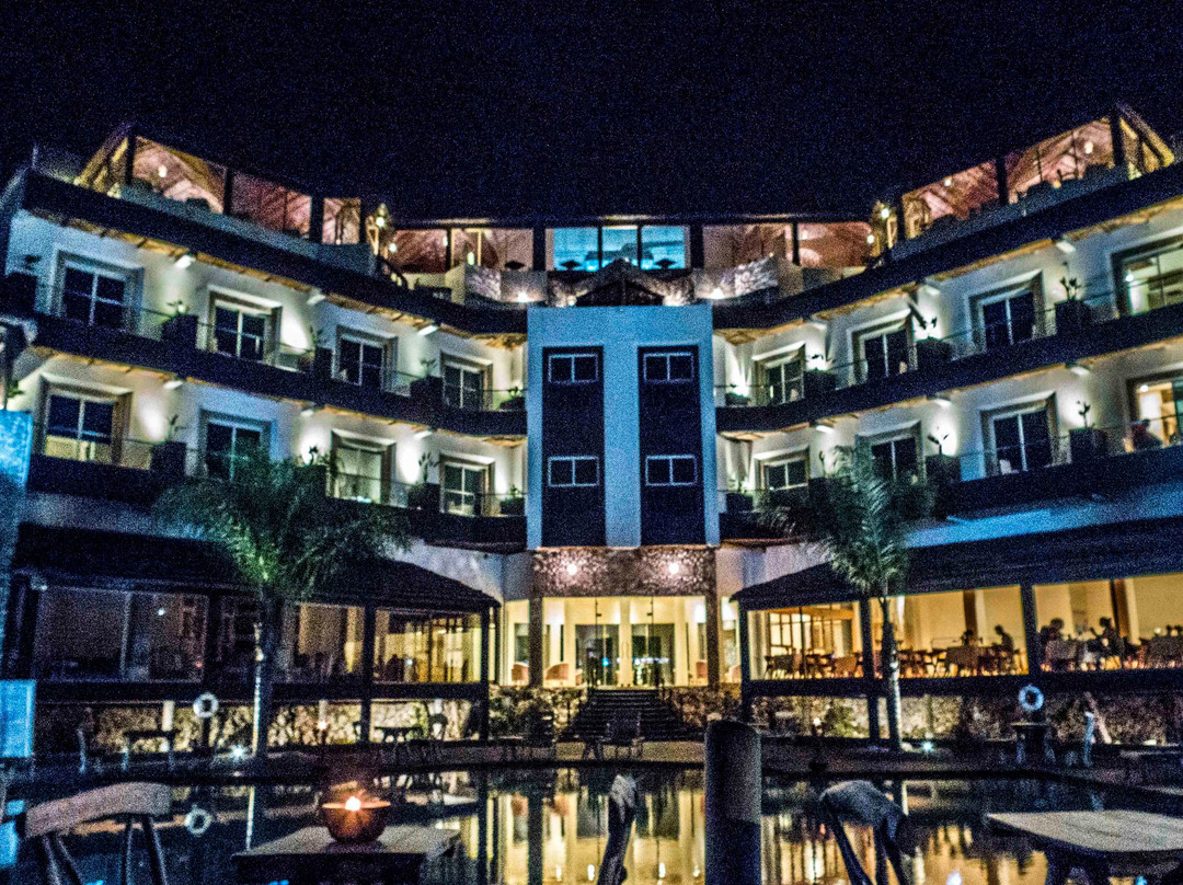 Chateau Eden El Rouh主图