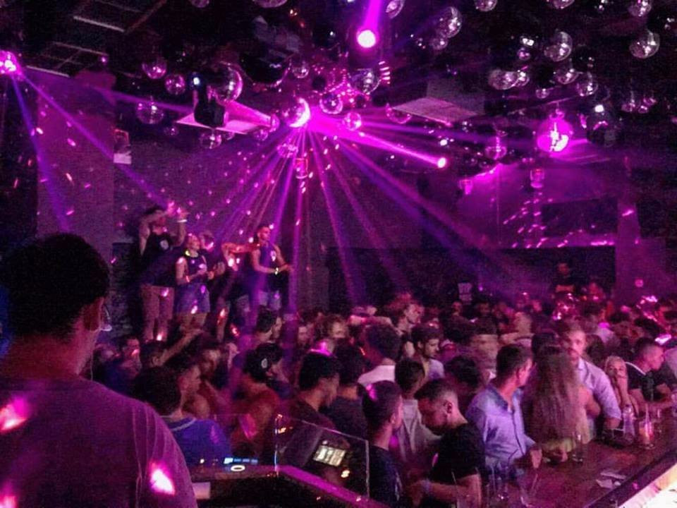 Disco 69 Night Club-Chora必去景点