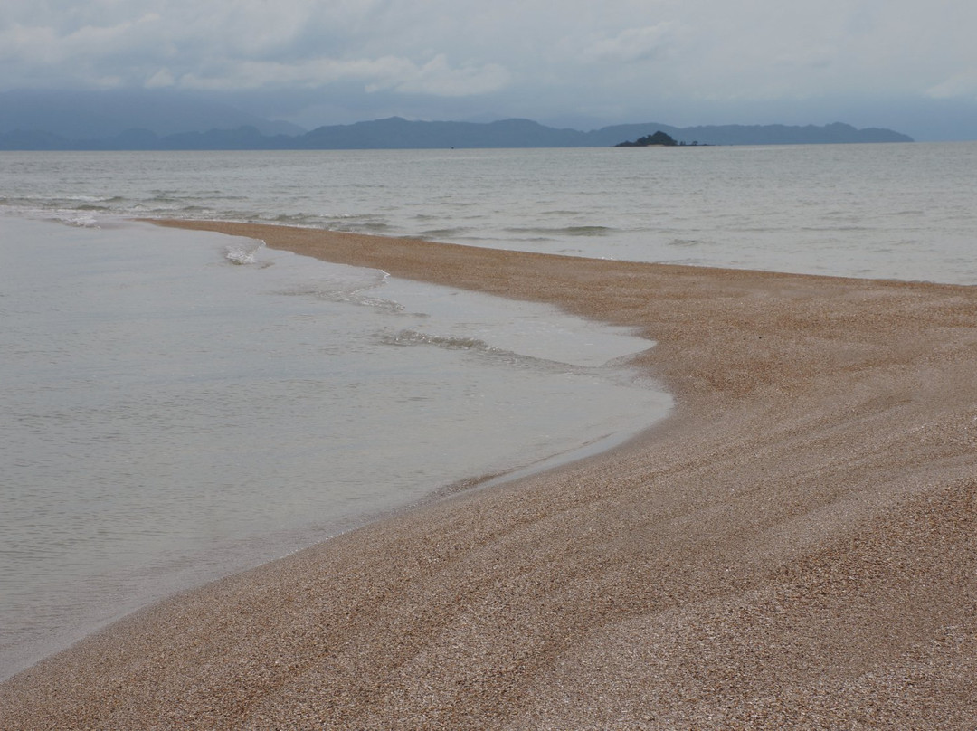 Golden Dragon Beach-沙敦必去景点