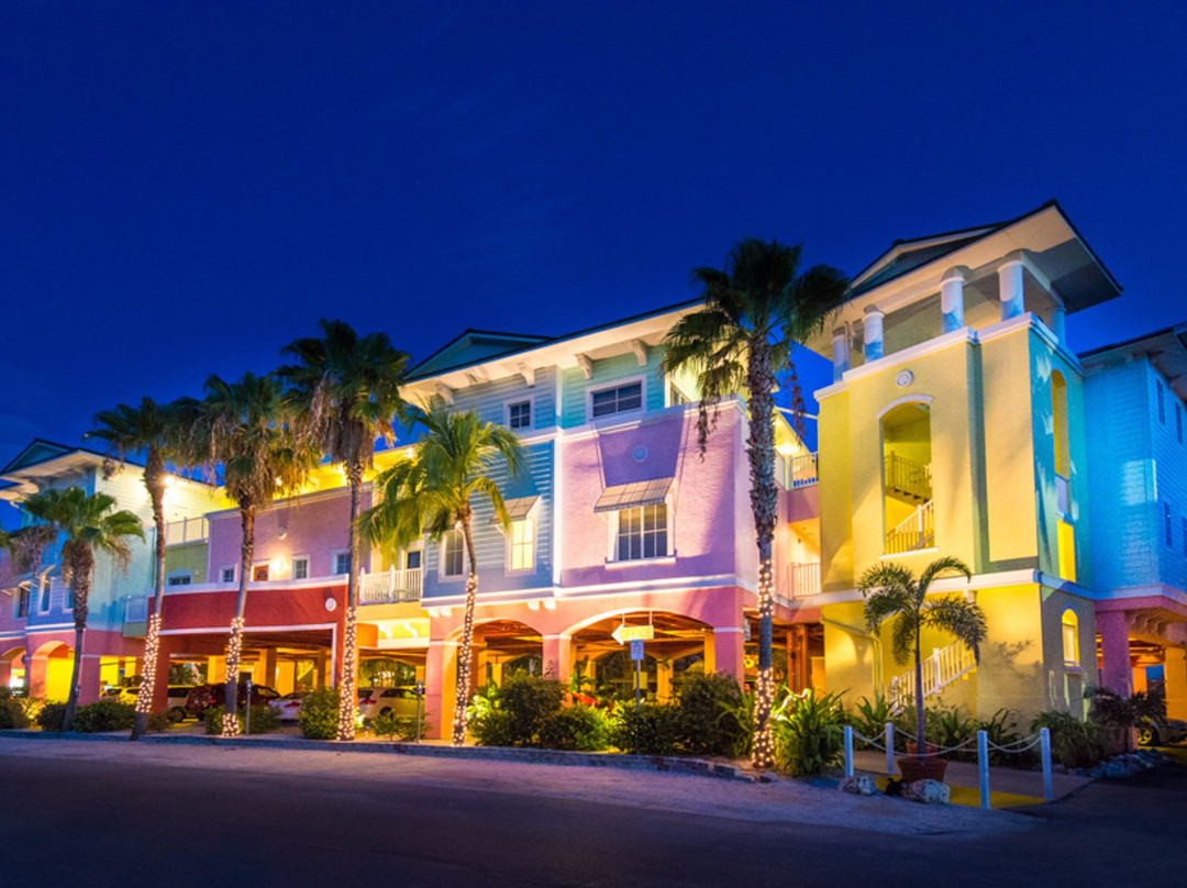 Lighthouse Resort Inn & Suites