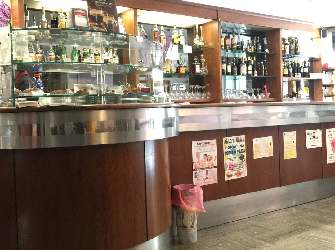 Barone Canavese餐馆和美食-Bar Pasticceria Jemmò