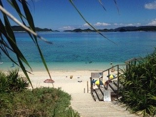 Aka Beach景点图片