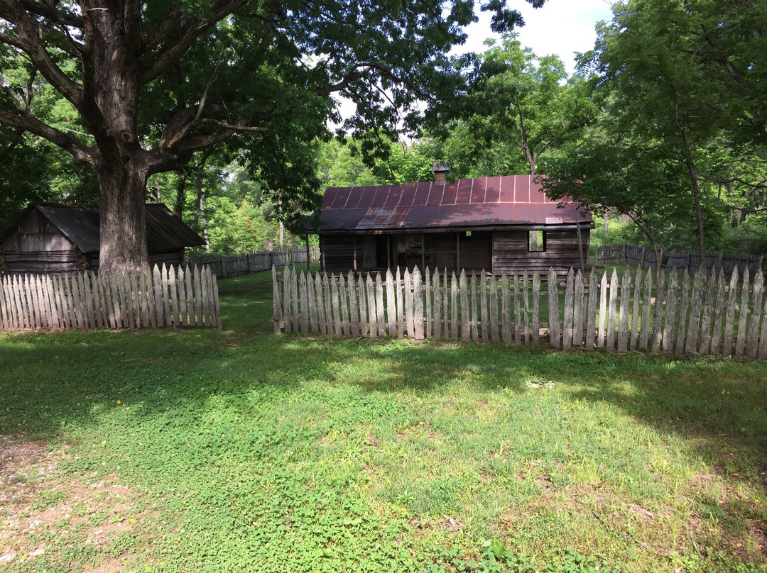 The Collier Homestead at Tyler Bend-Harrison必去景点