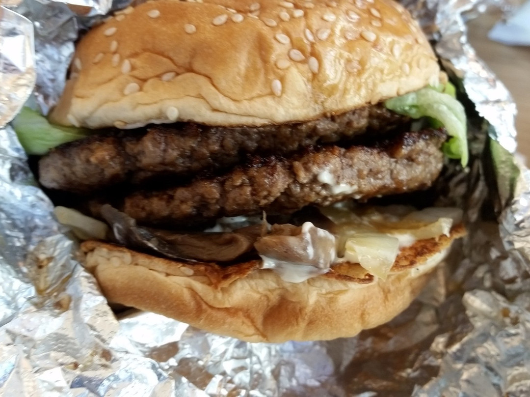Five Guys Cheshire Oaks