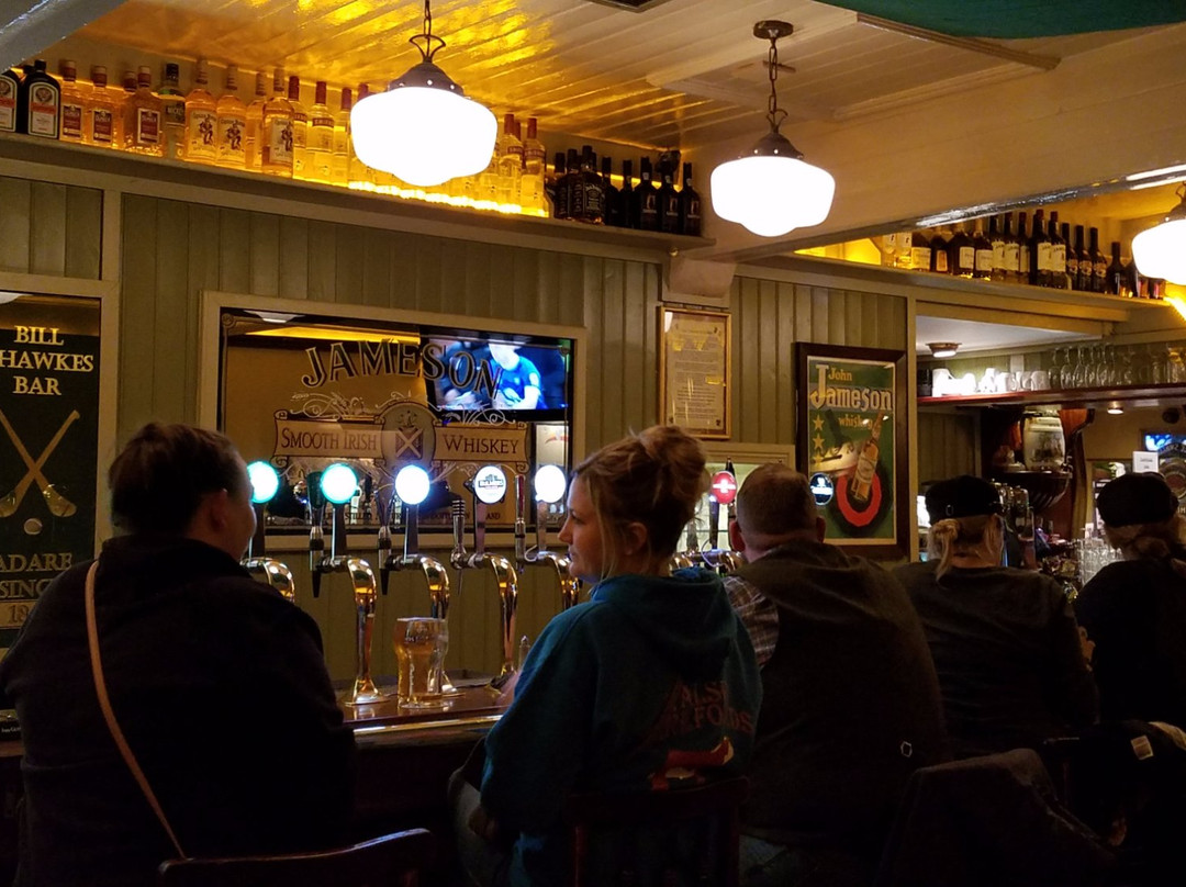 Rathkeale旅游景点-Bill Chawkes Bar