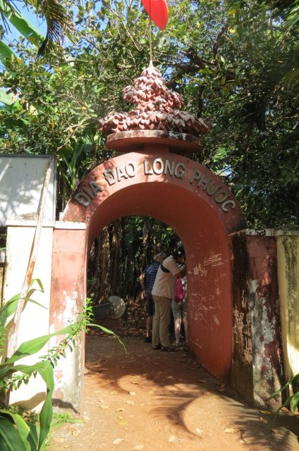 Kim Long Tunnels-头顿必去景点