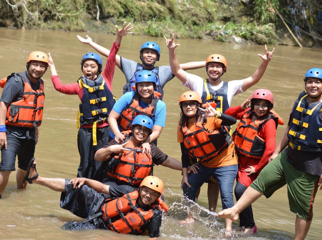 Rafting Elo-马吉冷必去景点