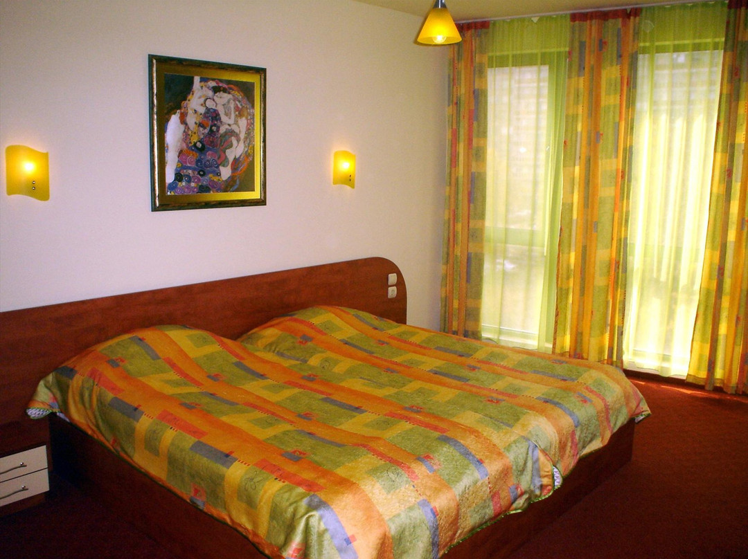 Hotel-Restaurant Elegance主图