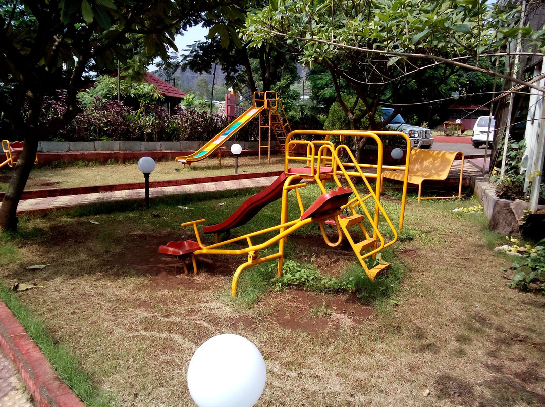 Ihop Sanjivani's Resort主图