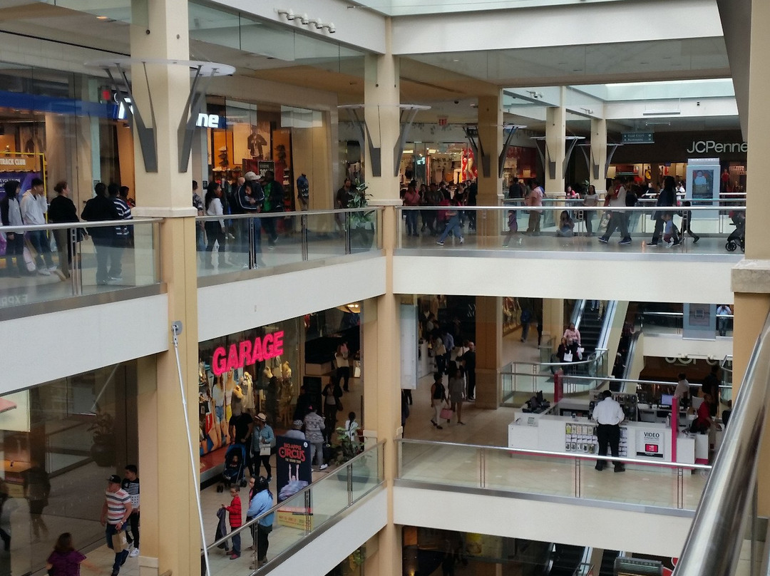 Queens Center-埃尔姆赫斯特必去景点