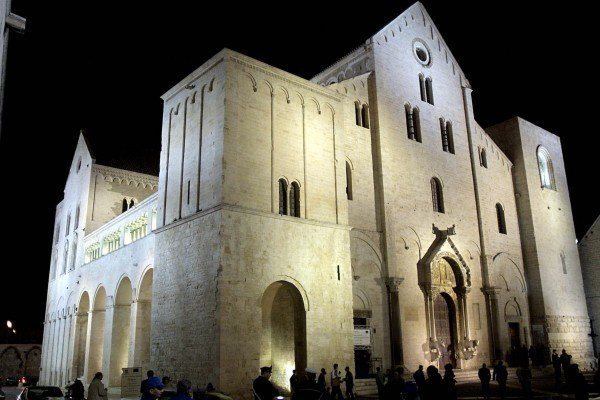 Basilica San Nicola-巴里必去景点