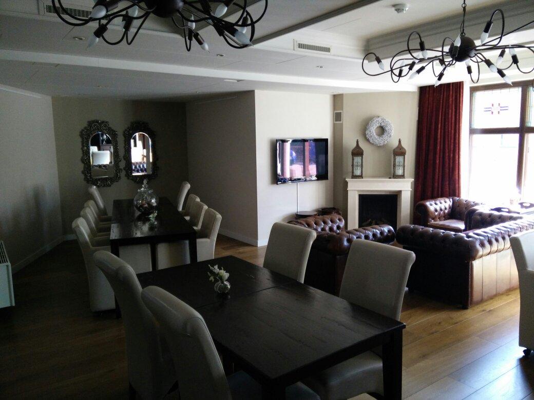 Huys Van Heusden Hotel-官方
