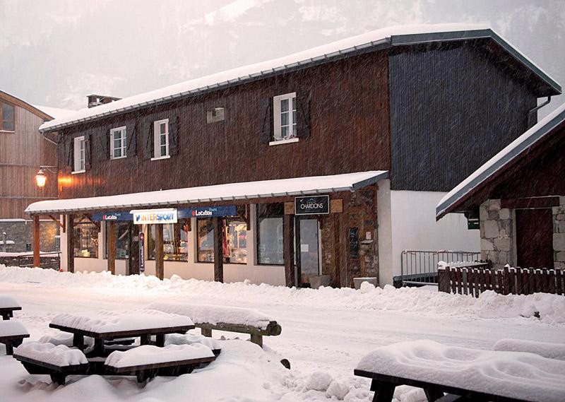 Chalet Chardons Ltd