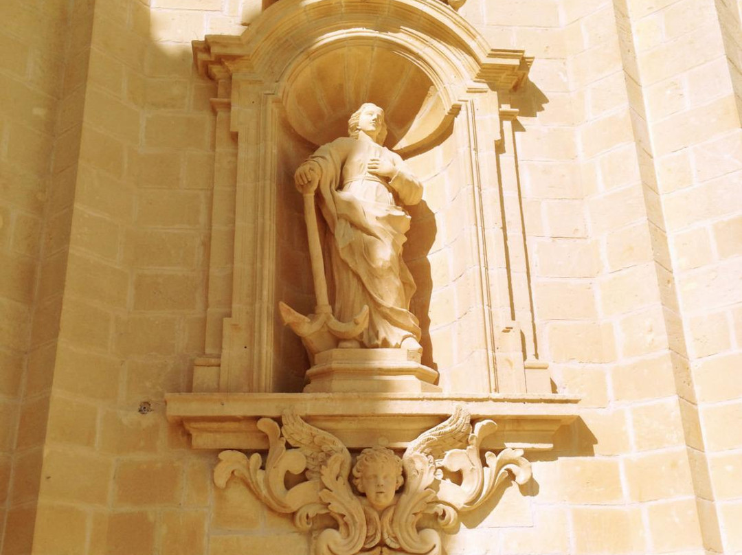 Iglesia de Gharb-Gharb必去景点