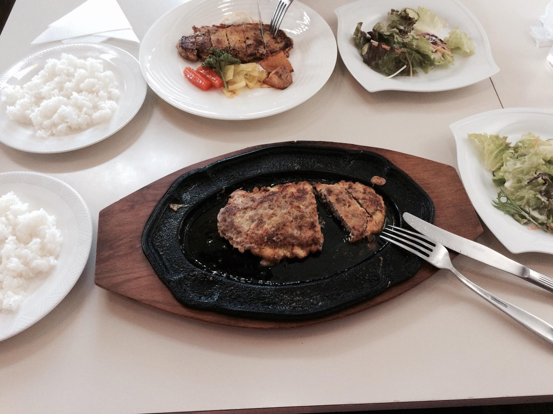 西洋肉料理 岡