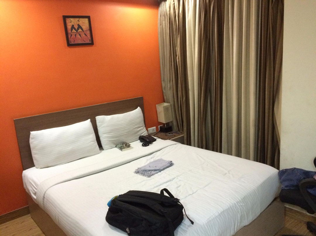 Hyphen Business Hotel