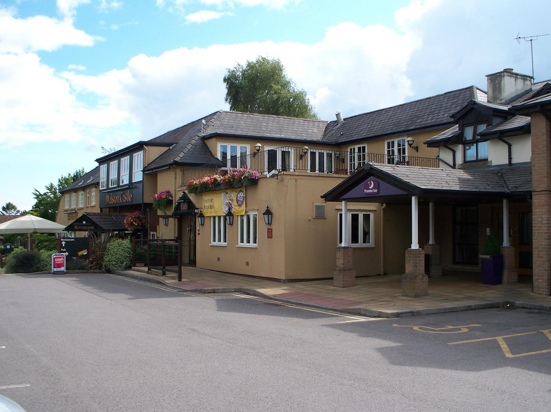 Premier Inn Cardiff West Hotel