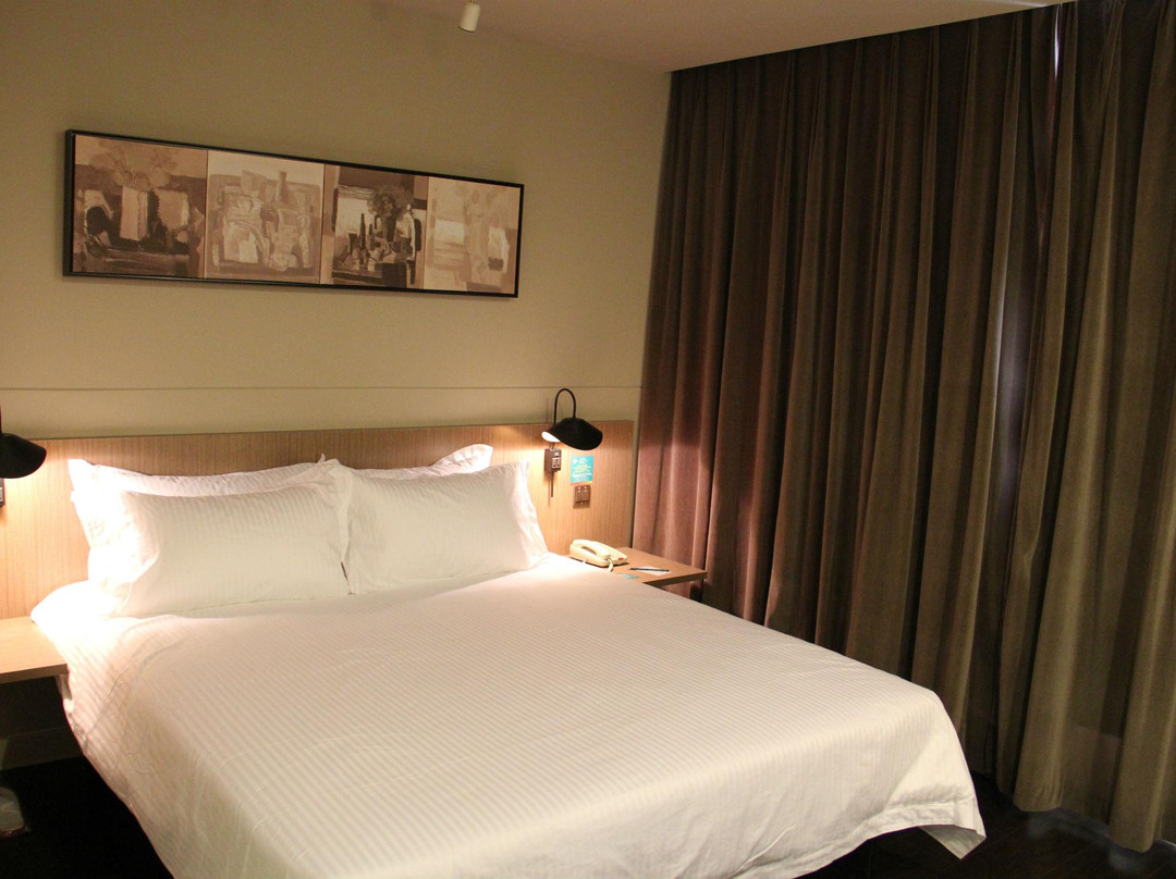 锦江之星品尚(沈阳站中山公园店)主图