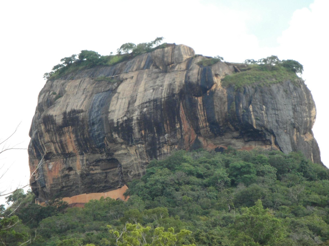 Inamaluwa旅游攻略图片