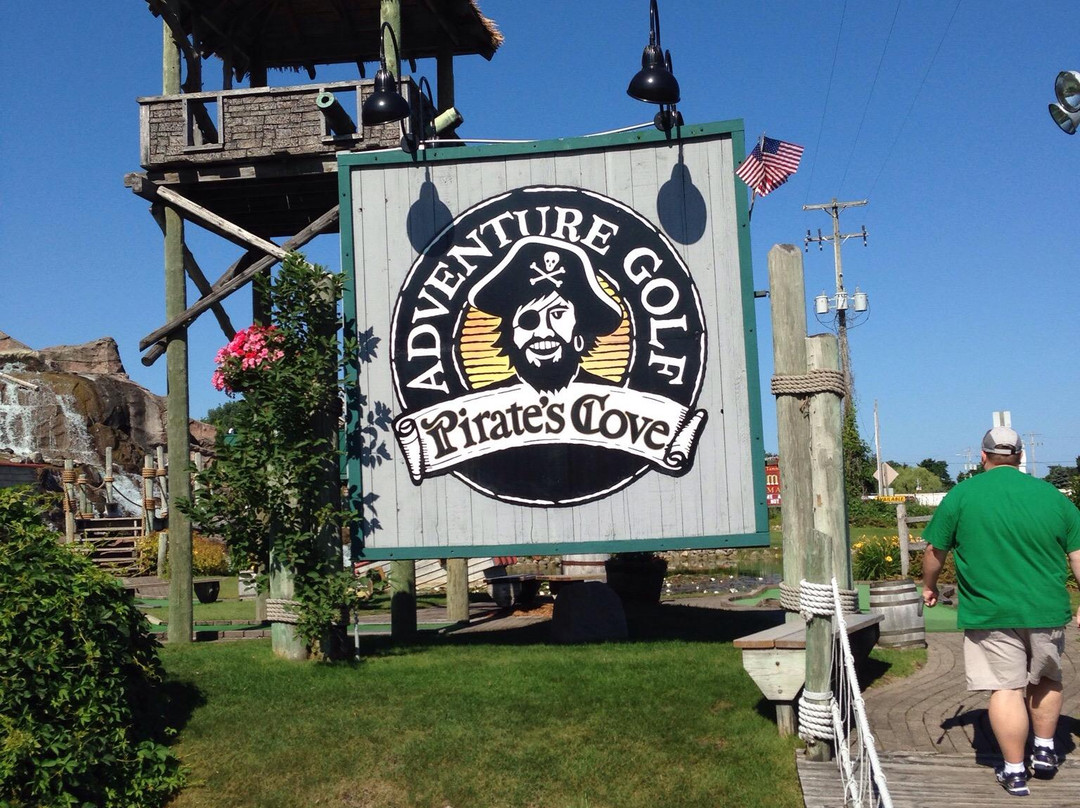 Pirate's Cove Adventure Golf景点图片