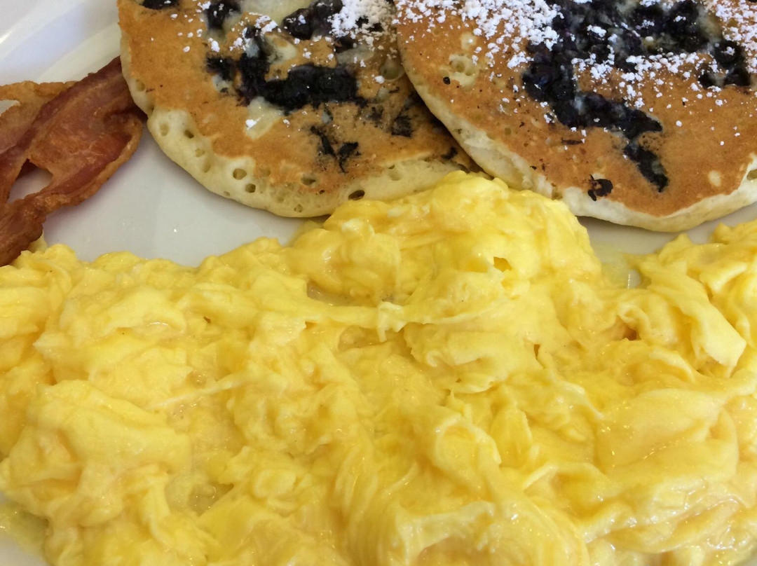 Georgie V's Pancake House