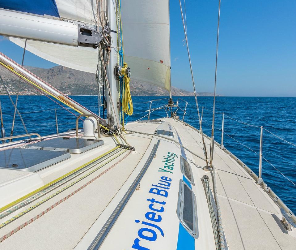 Project Blue Yachting-希俄斯市必去景点