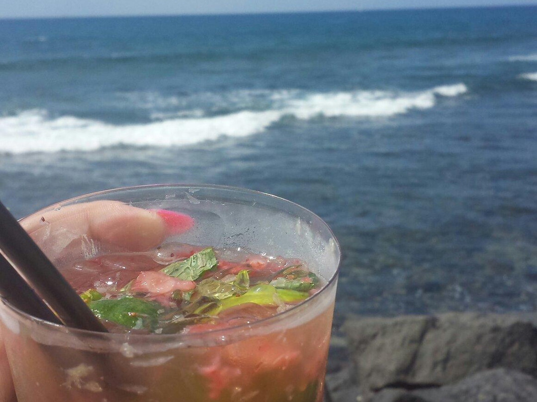 Akustito Cocktail-美洲海滩必去景点