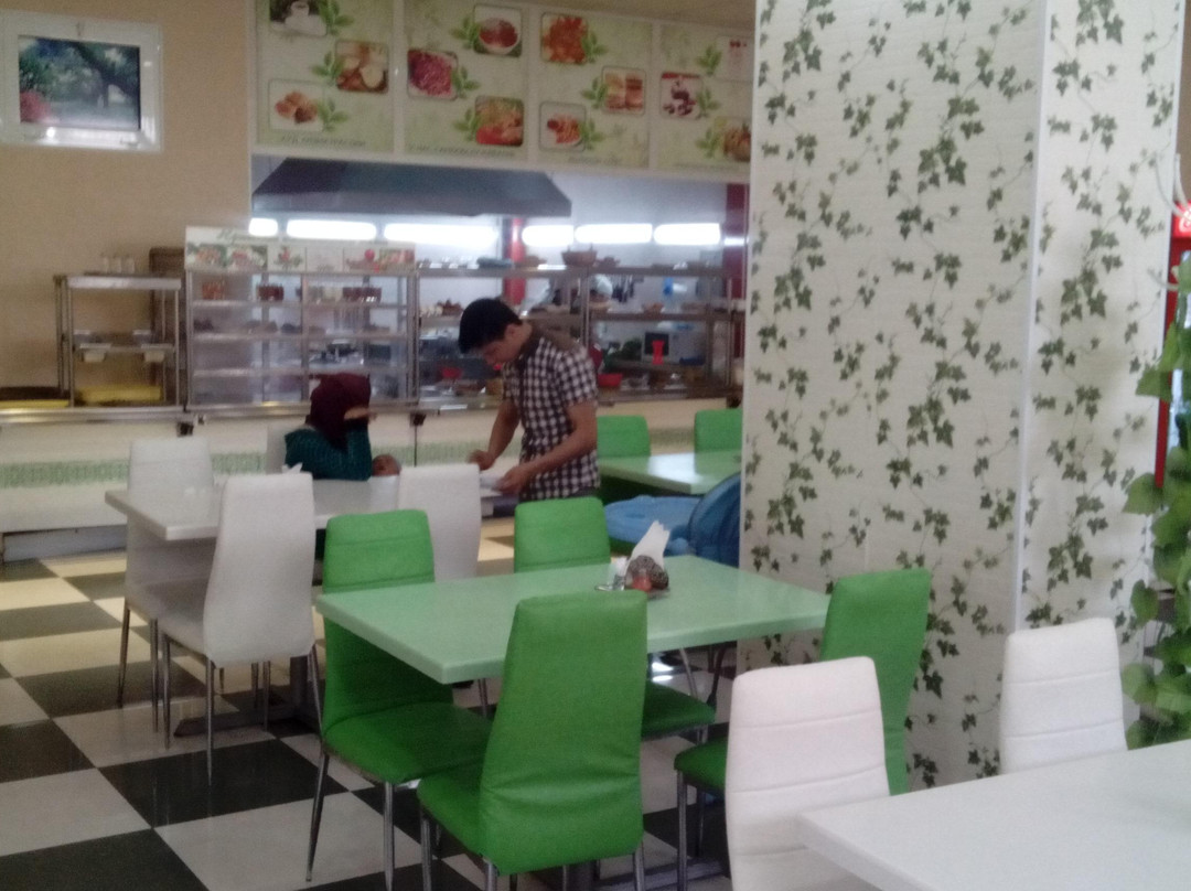 Cafe Raikhon